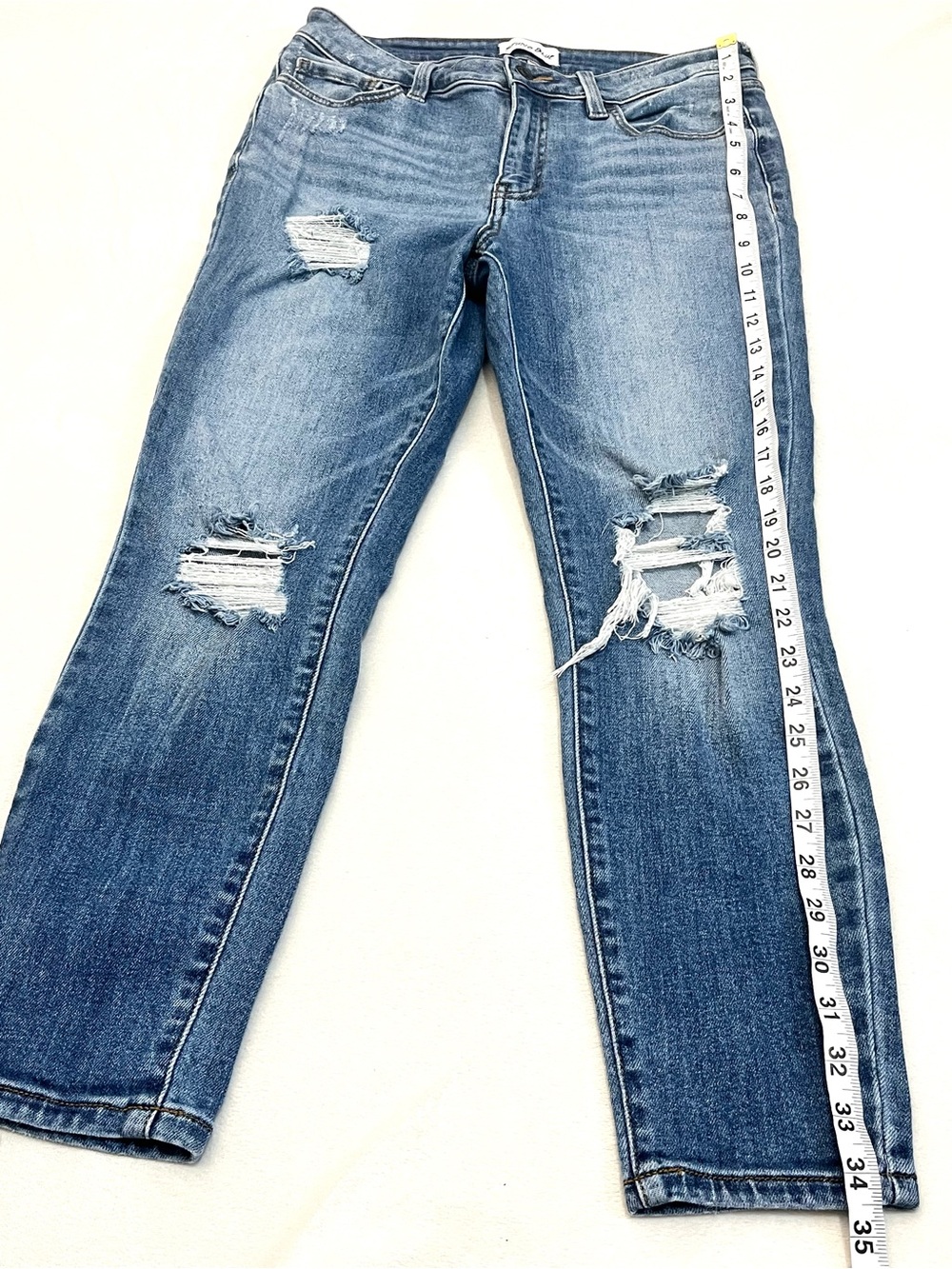 Studio Blue Women’s Distressed High-Rise Classic Blue Denim Jeans 30 Waist - Picture 6 of 16